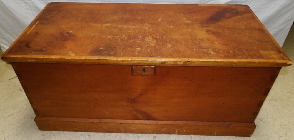 antique pine dovetailed blanket chest (1 of 3)