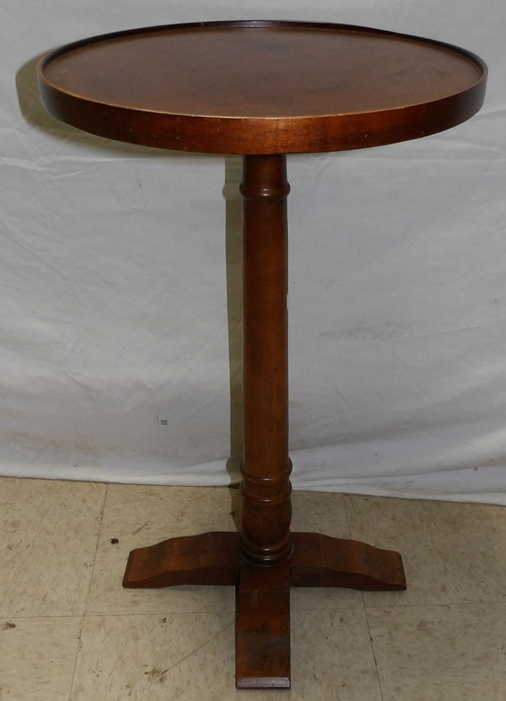 cherry round stand (1 of 2)