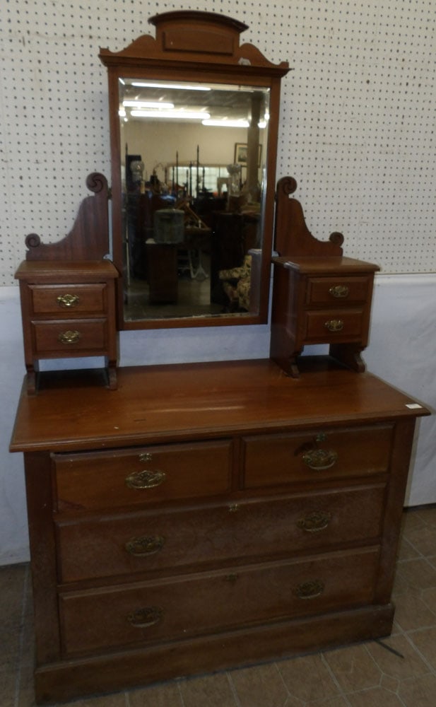antique mahogany vanity: antique mahogany vanity . 45" W 21" D 75" H"ALL DESCRIPTIONS AND ANY CONDITION STATEMENT GIVEN BY LANGSTON AUCTION GALLERY ARE STRICTLY OPINIONS AND LANGSTON'S SHALL HAVE NO RESPONSIBILITY FOR ERRORS 