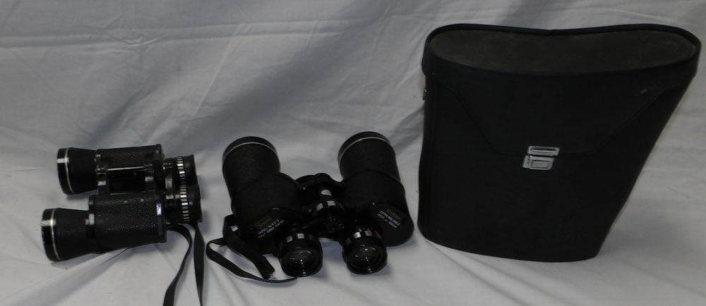3 vintage binoculars: 3 vintage binoculars. "ALL DESCRIPTIONS AND ANY CONDITION STATEMENT GIVEN BY LANGSTON AUCTION GALLERY ARE STRICTLY OPINIONS AND LANGSTON'S SHALL HAVE NO RESPONSIBILITY FOR ERRORS OR OMISSIONS. THE ABS