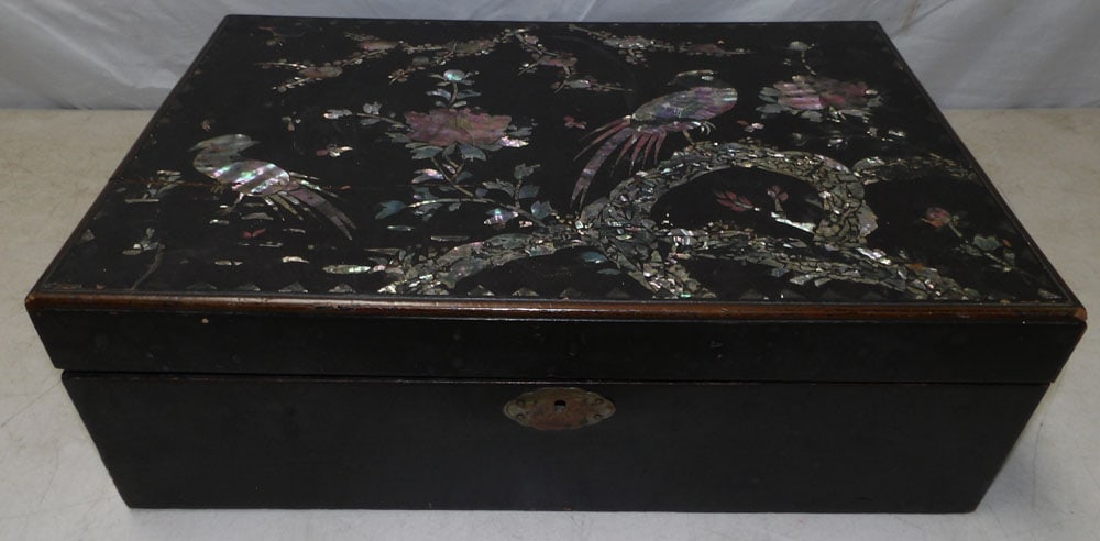 oriental black lacquer and mother of pearl inlay box (1 of 4)