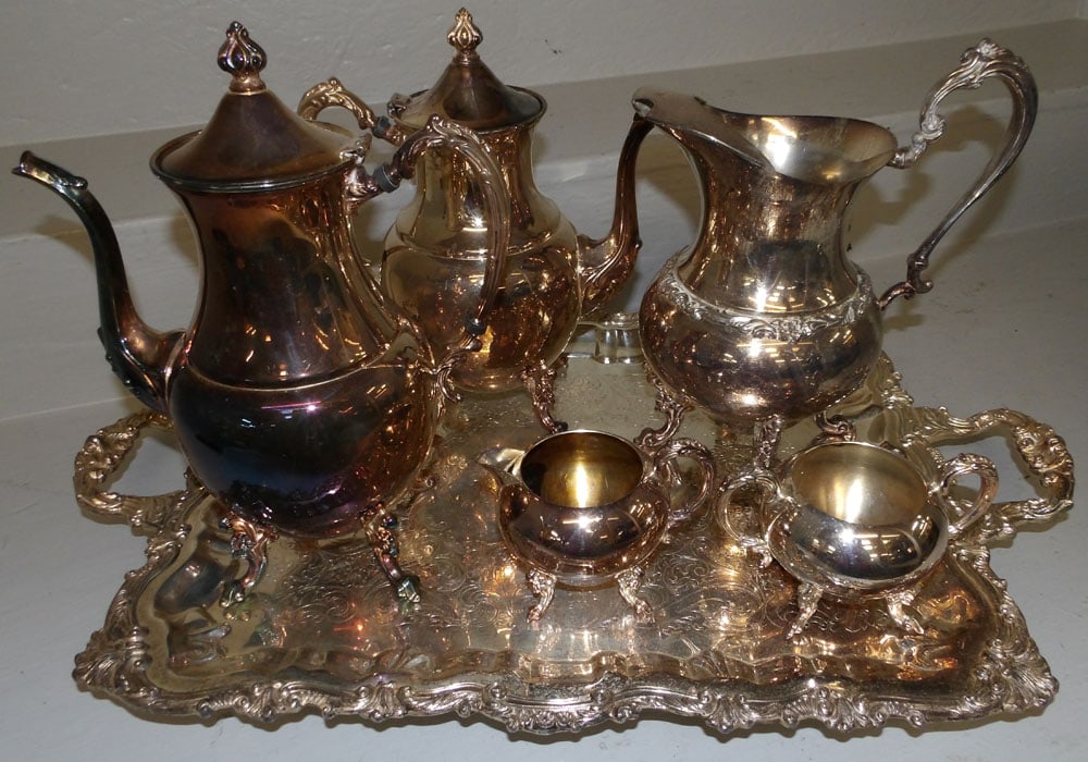 6 piece silverplated tea set (1 of 5)