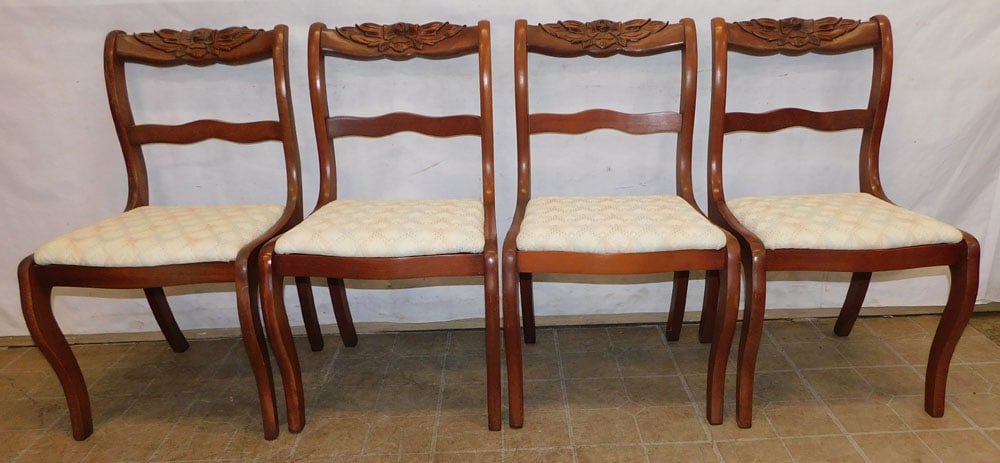 Set of 4 Mahogany Dining Chairs: Set of 4 Mahogany Dining Chairs . 33 1/2" H"ALL DESCRIPTIONS AND ANY CONDITION STATEMENT GIVEN BY LANGSTON AUCTION GALLERY ARE STRICTLY OPINIONS AND LANGSTON'S SHALL HAVE NO RESPONSIBILITY FOR ERRORS 