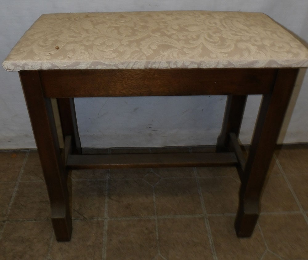 Walnut Bench: Walnut Bench . 23 1/2" W 12" D 23" H"ALL DESCRIPTIONS AND ANY CONDITION STATEMENT GIVEN BY LANGSTON AUCTION GALLERY ARE STRICTLY OPINIONS AND LANGSTON'S SHALL HAVE NO RESPONSIBILITY FOR ERRORS OR OMIS