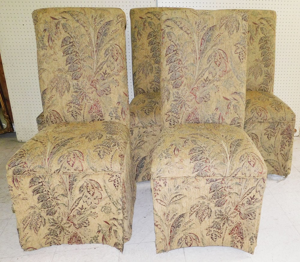 Set of 5 Upholstered Dining Chairs: Set of 5 Upholstered Dining Chairs. 42" H"ALL DESCRIPTIONS AND ANY CONDITION STATEMENT GIVEN BY LANGSTON AUCTION GALLERY ARE STRICTLY OPINIONS AND LANGSTON'S SHALL HAVE NO RESPONSIBILITY FOR ERRORS OR