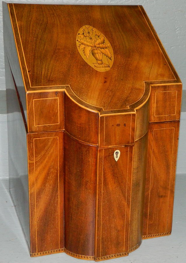 Inlaid Hepplewhite bleach mahog fitted knife box: Inlaid Hepplewhite bleach mahogany fitted knife box