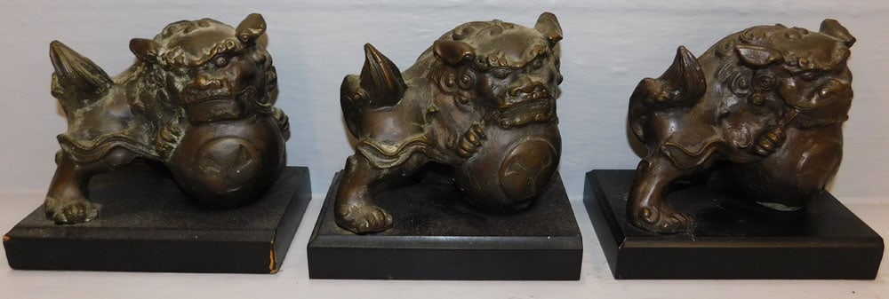 3 Oriental Resin Foo Dog Book Ends (1 of 3)