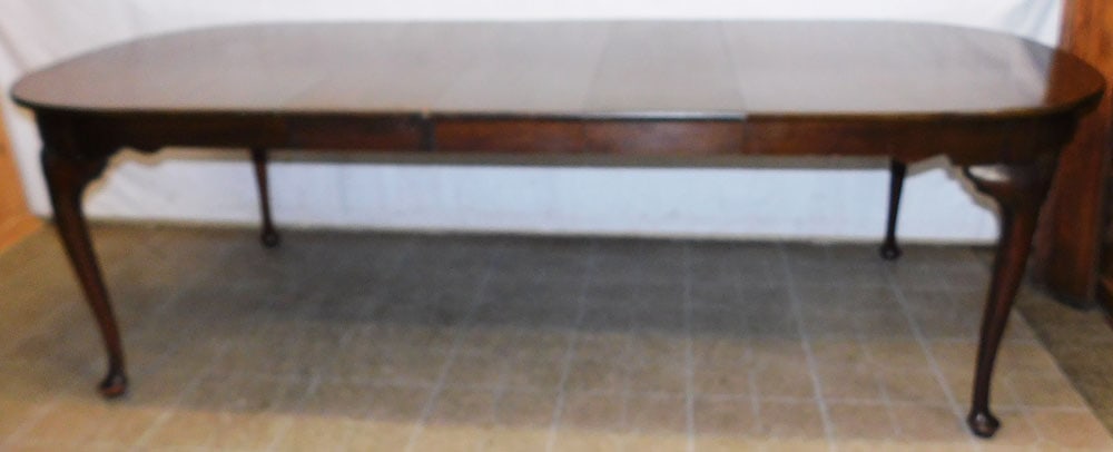 Mahogany Queen Anne Style Dining Table with 3 Leaves by Henkel Harris (1 of 8)