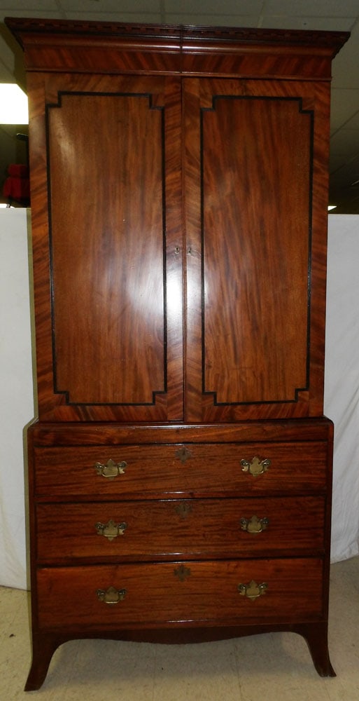 19th Century Mahogany 2 Part English Linen Press (1 of 6)