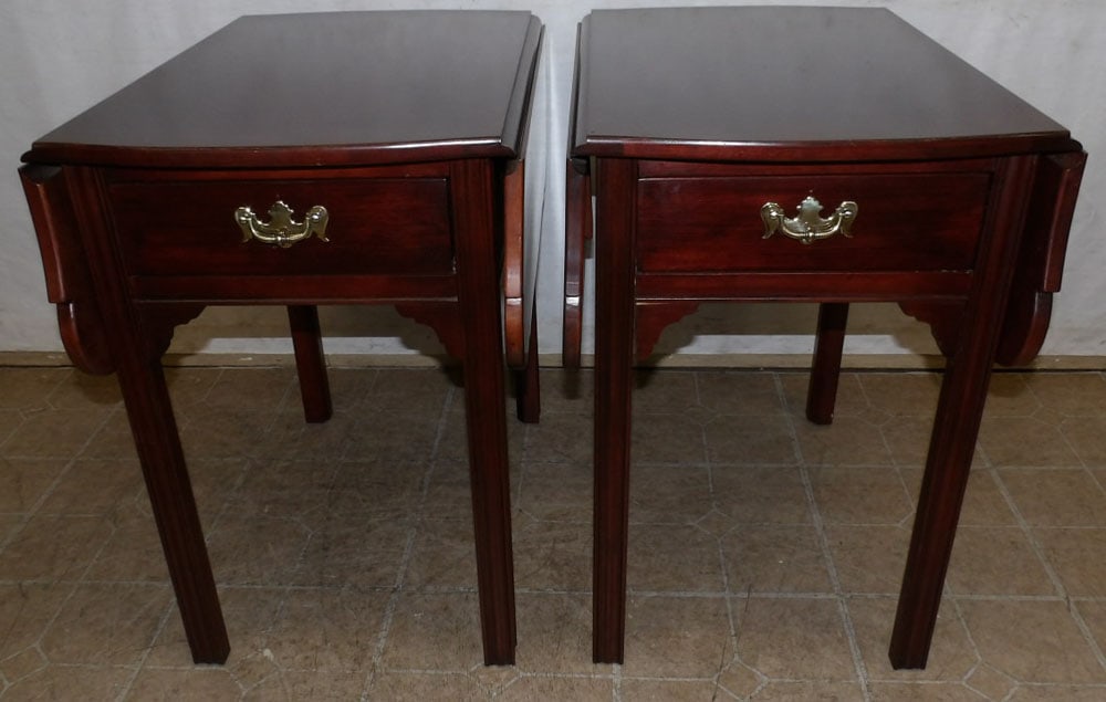 Pair of Cherry 1 Drawer Drop-Leaf Pembroke Tables (1 of 7)