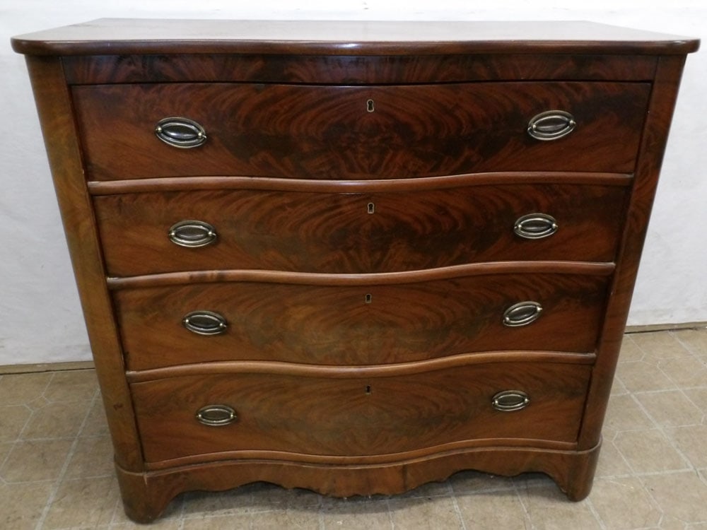 19th Century Mahogany Serpentine Front 4 Drawer Chest (1 of 4)