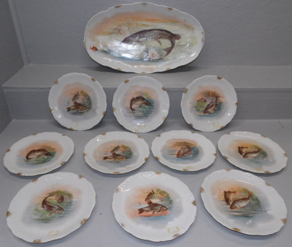 11 Piece Painted Porcelain Limoges Fish Set, (Platter Has Chip) (1 of 5)