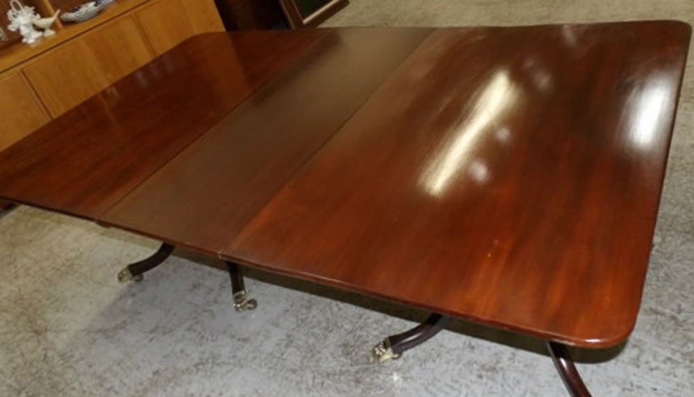 Mahogany Double Pedestal Dining Table with 1 Leaf (1 of 4)