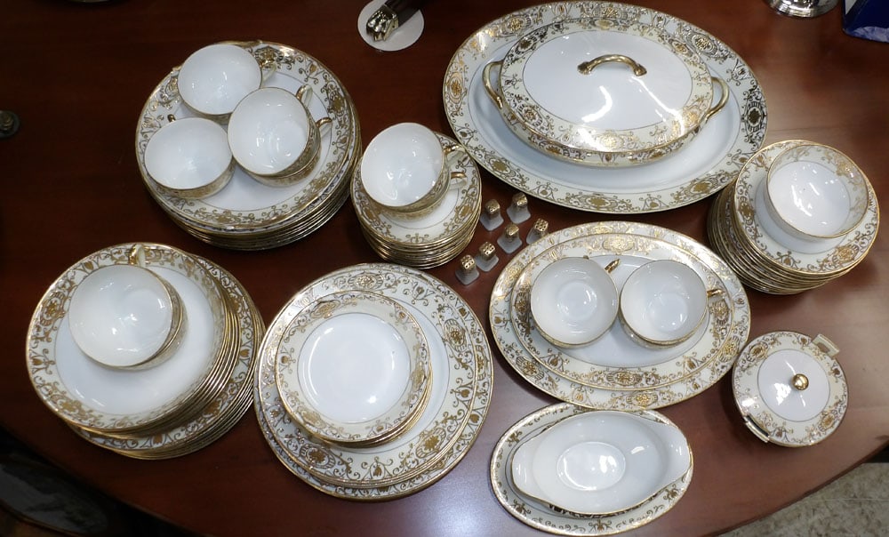 104 Pieces of Noritake China (1 of 6)