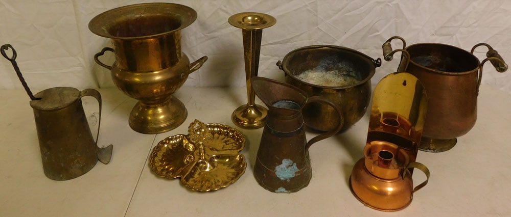 Lot of Brass Items: Lot of Brass Items . ALL DESCRIPTIONS AND ANY CONDITION STATEMENT GIVEN BY LANGSTON AUCTION GALLERY ARE STRICTLY OPINIONS AND LANGSTON'S SHALL HAVE NO RESPONSIBILITY FOR ERRORS OR OMISSIONS. THE ABSEN