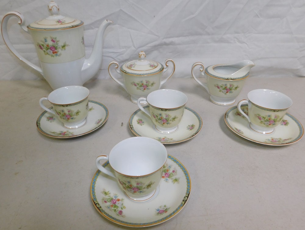 Noritake Porcelain Tea Set (1 of 4)
