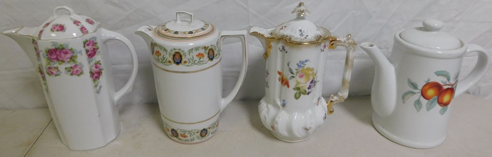 Lot of Painted Porcelain Tea Pots: Lot of Painted Porcelain Tea Pots . ALL DESCRIPTIONS AND ANY CONDITION STATEMENT GIVEN BY LANGSTON AUCTION GALLERY ARE STRICTLY OPINIONS AND LANGSTON'S SHALL HAVE NO RESPONSIBILITY FOR ERRORS OR OMISS