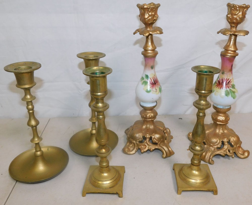 Lot of Brass, Metal, & Glass Candlesticks: Lot of Brass, Metal, & Glass Candlesticks. ALL DESCRIPTIONS AND ANY CONDITION STATEMENT GIVEN BY LANGSTON AUCTION GALLERY ARE STRICTLY OPINIONS AND LANGSTON'S SHALL HAVE NO RESPONSIBILITY FOR ERRORS O