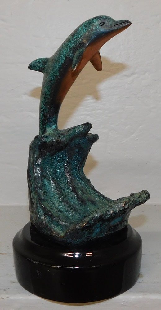 Painted Resin Dolphin Sculpture Signed Donjo: Painted Resin Dolphin Sculpture Signed Donjo. 8 1/4" H ALL DESCRIPTIONS AND ANY CONDITION STATEMENT GIVEN BY LANGSTON AUCTION GALLERY ARE STRICTLY OPINIONS AND LANGSTON'S SHALL HAVE NO RESPONSIBILITY 