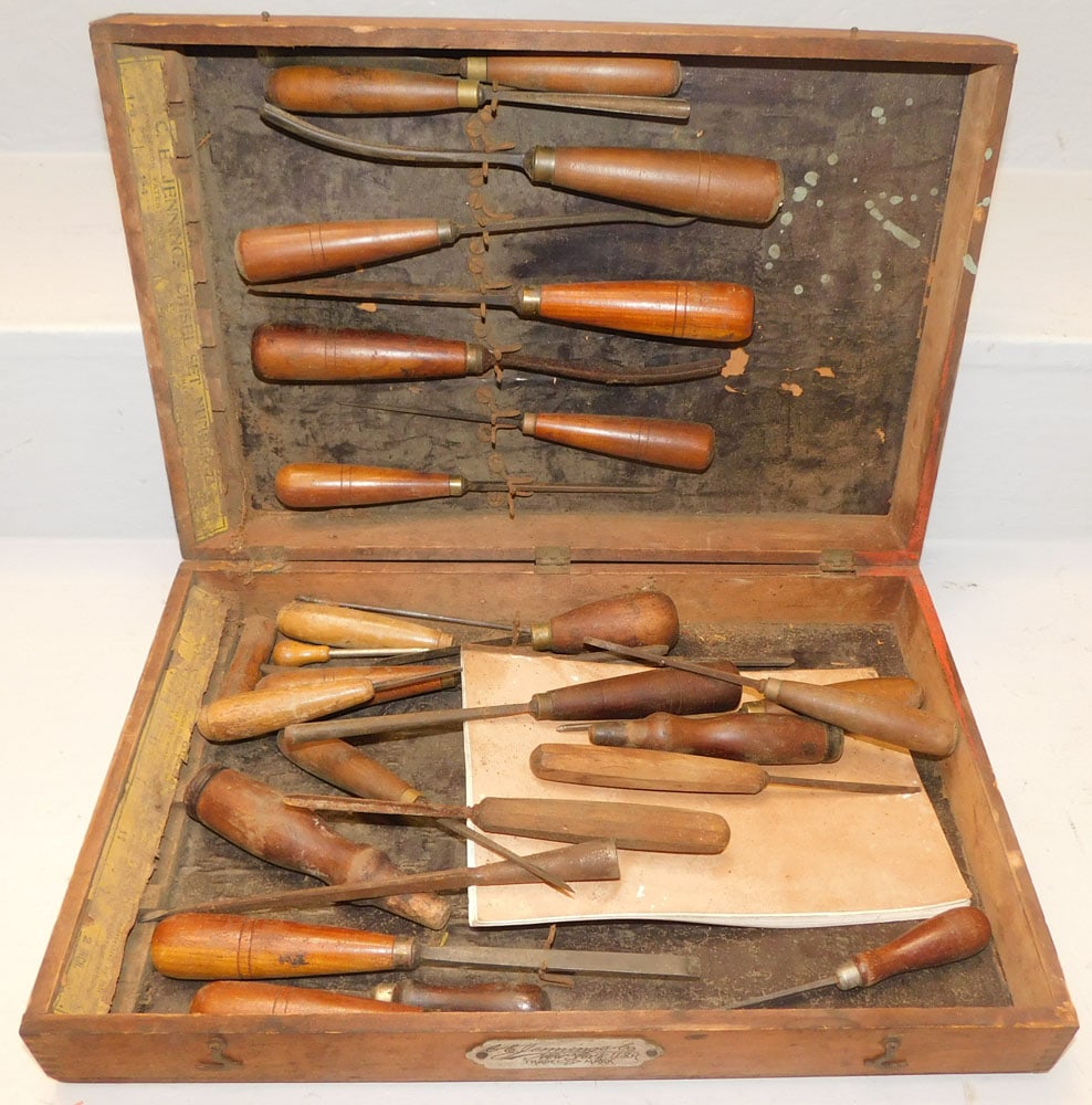 Antique Wood Carving Set in Box, (Jennings Co. NY Label) (1 of 4)