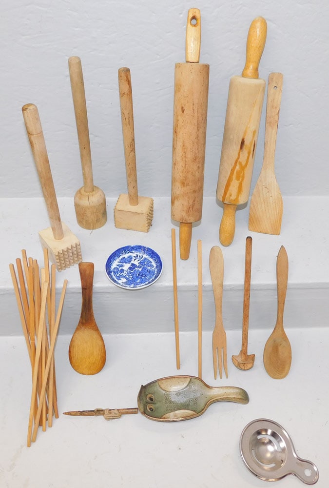 lot of country kitchen items (1 of 1)