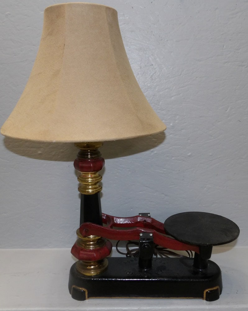 antique cast iron scale made into lamp (1 of 4)