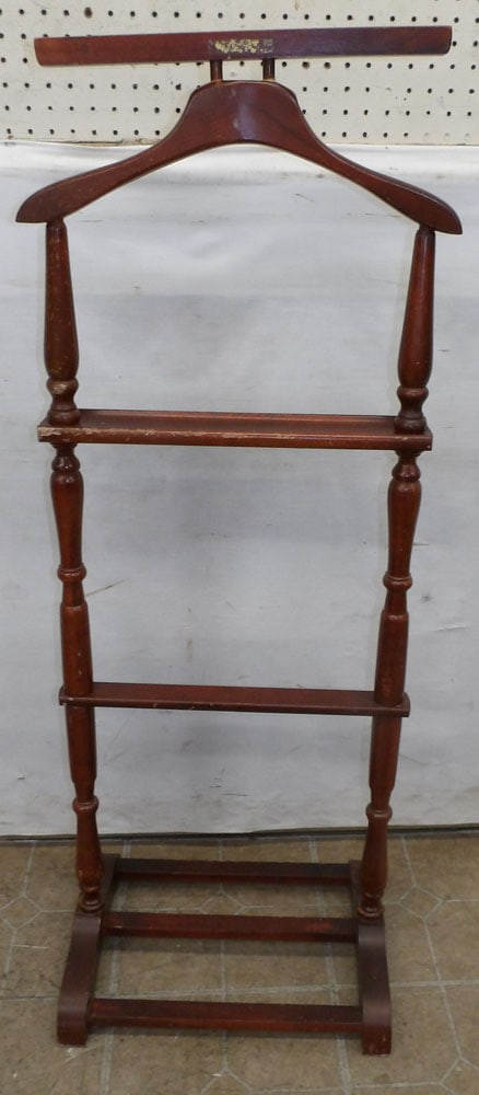 mahogany men's valet stand: mahogany men's valet stand. 47 1/2" H ALL DESCRIPTIONS AND ANY CONDITION STATEMENT GIVEN BY LANGSTON AUCTION GALLERY ARE STRICTLY OPINIONS AND LANGSTON'S SHALL HAVE NO RESPONSIBILITY FOR ERRORS OR OMI