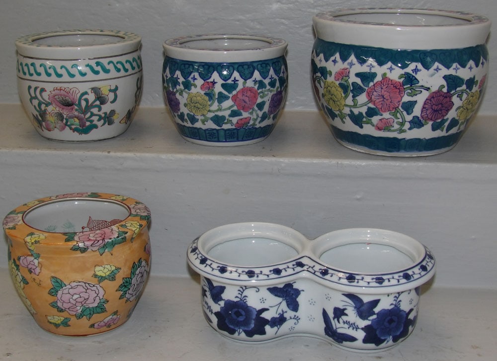 Lot of 5 Oriental Porcelain Paint Decorated Jardinieres, (1 Blue & White Double Hole) (1 of 7)