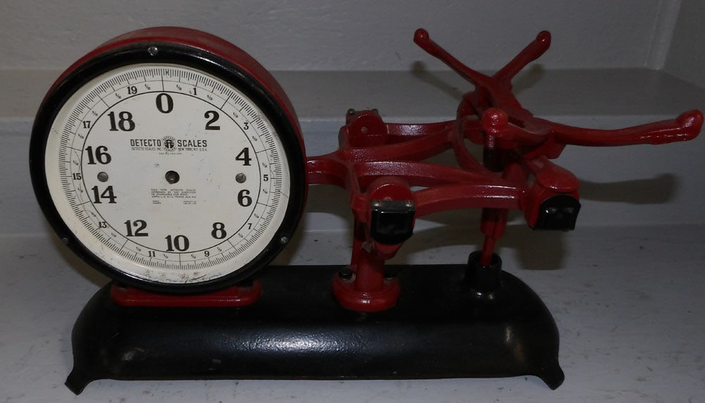 antique painted cast iron scale (1 of 4)