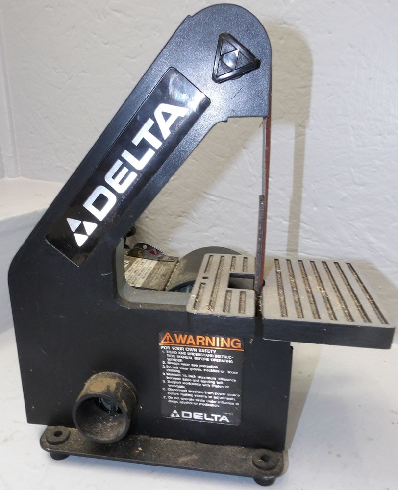 delta belt sander (1 of 3)