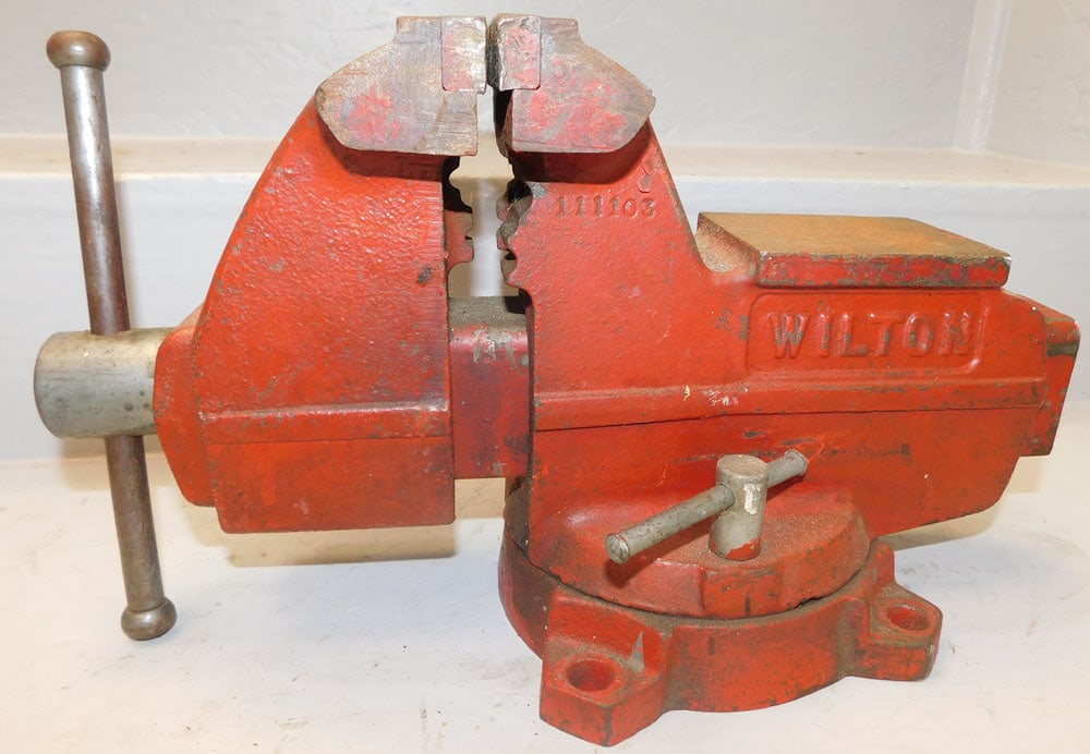Wilton vise (1 of 2)