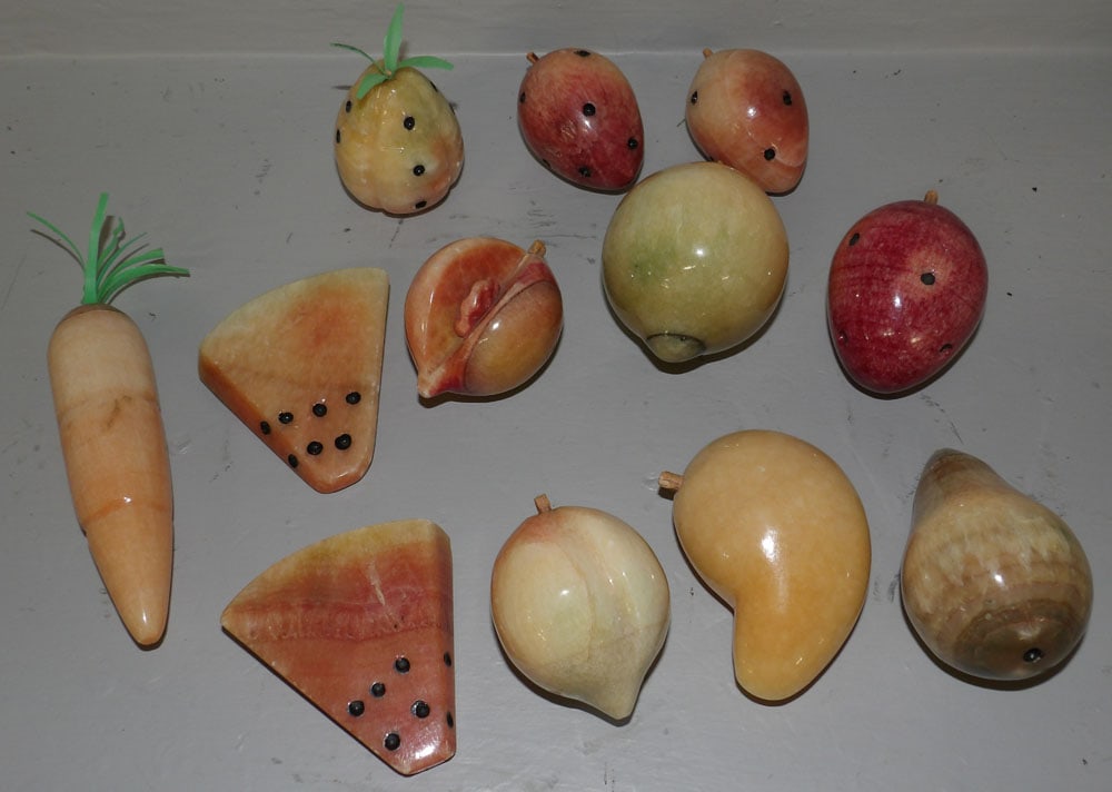 12 Pieces of Marble & Stone Fruit (1 of 4)