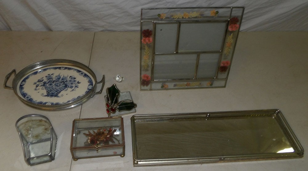 Lot of Dresser Trays, Leaded Glass Picture Frame, & Other Items (1 of 4)