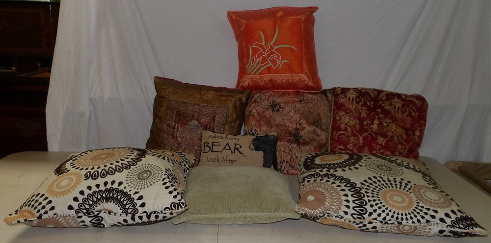 Lot of Decorative Pillows: Lot of Decorative Pillows . "ALL DESCRIPTIONS AND ANY CONDITION STATEMENT GIVEN BY LANGSTON AUCTION GALLERY ARE STRICTLY OPINIONS AND LANGSTON'S SHALL HAVE NO RESPONSIBILITY FOR ERRORS OR OMISSIONS. T