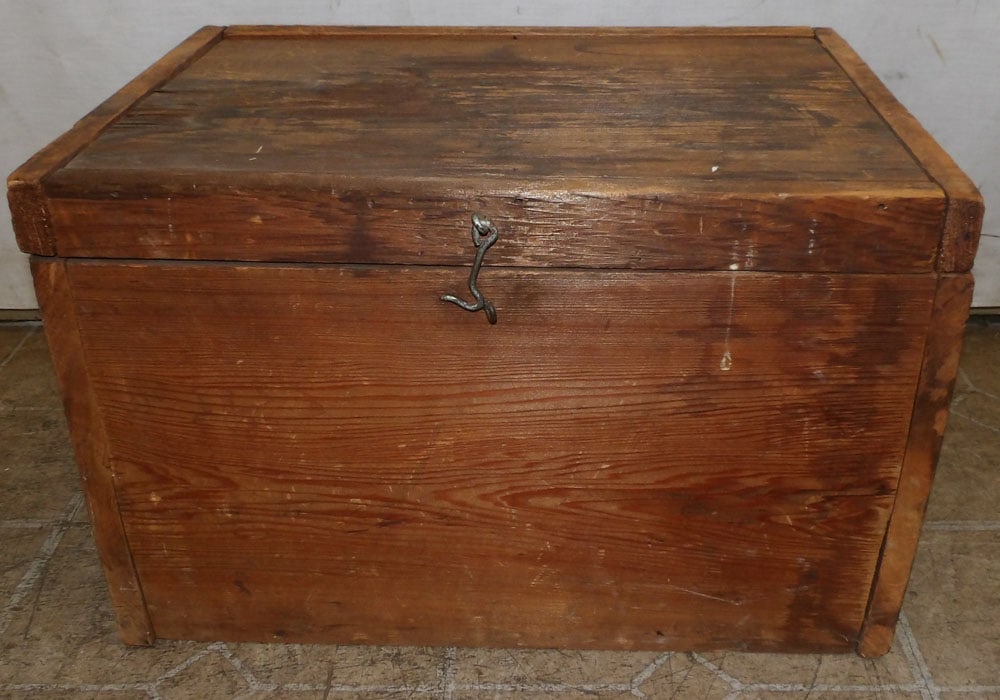 Pine Lift Top Box (1 of 4)