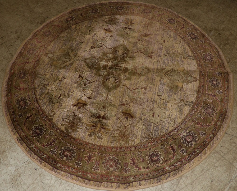 Round 6' Diameter Machine Made Rug (1 of 4)