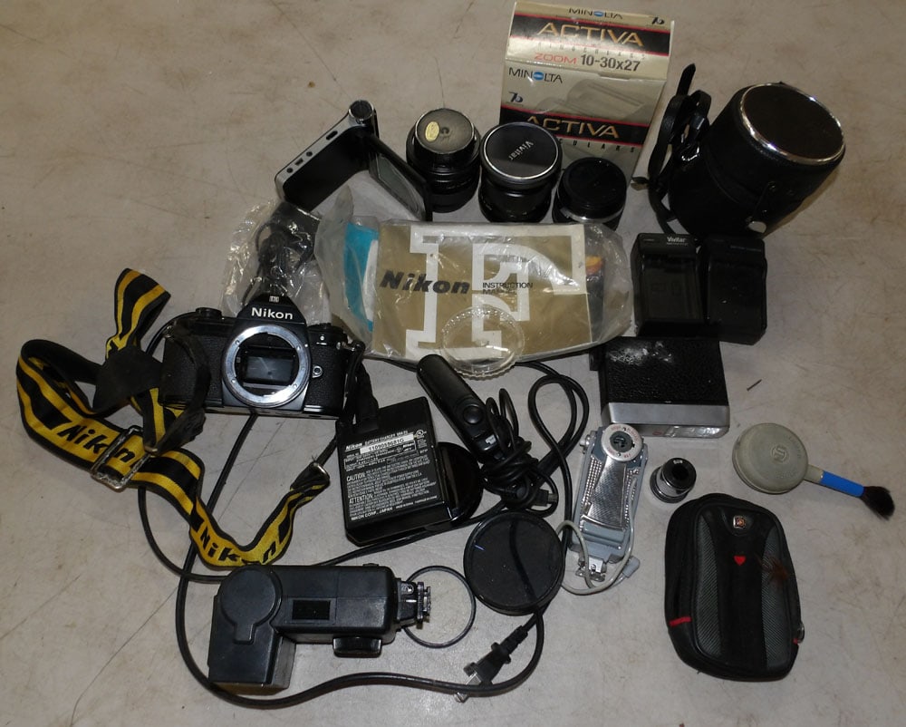 Lot of Vintage Camera Lens & Accessories (1 of 3)