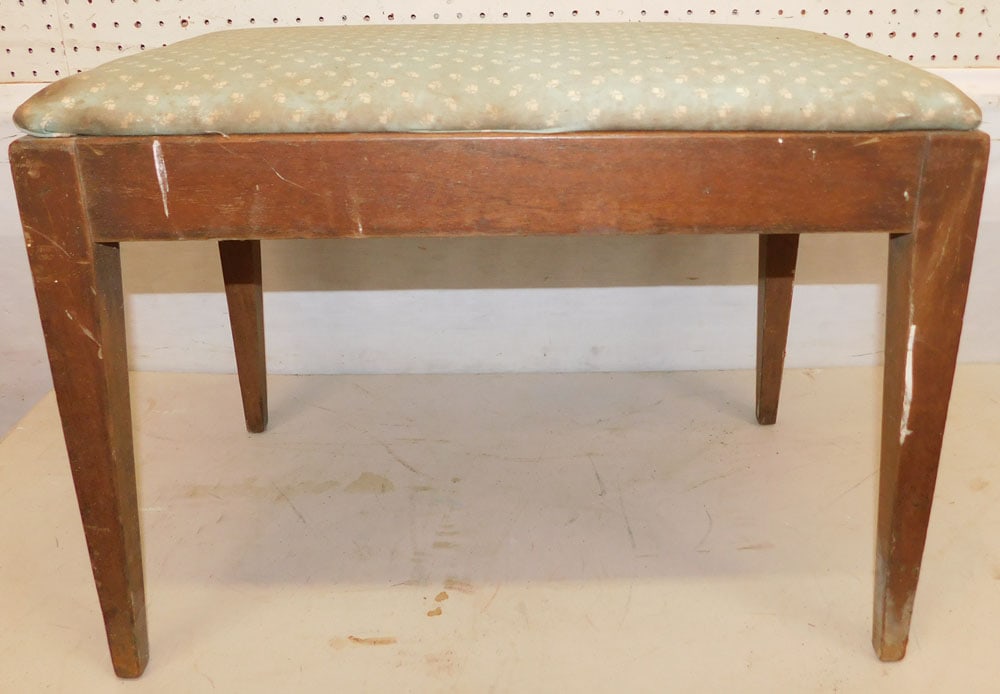 Mahogany & Upholstered Top Bench: Mahogany & Upholstered Top Bench . 24 1/4" W 15" D 17 3/4" H "ALL DESCRIPTIONS AND ANY CONDITION STATEMENT GIVEN BY LANGSTON AUCTION GALLERY ARE STRICTLY OPINIONS AND LANGSTON'S SHALL HAVE NO RESPONSI