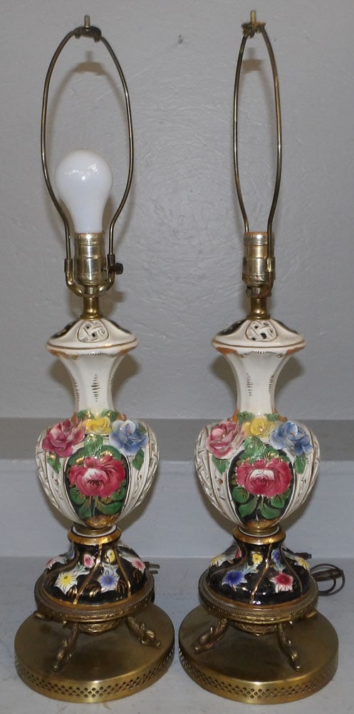 Pair of Painted Porcelain Lamps: Pair of Painted Porcelain Lamps . 27" H "ALL DESCRIPTIONS AND ANY CONDITION STATEMENT GIVEN BY LANGSTON AUCTION GALLERY ARE STRICTLY OPINIONS AND LANGSTON'S SHALL HAVE NO RESPONSIBILITY FOR ERRORS OR 