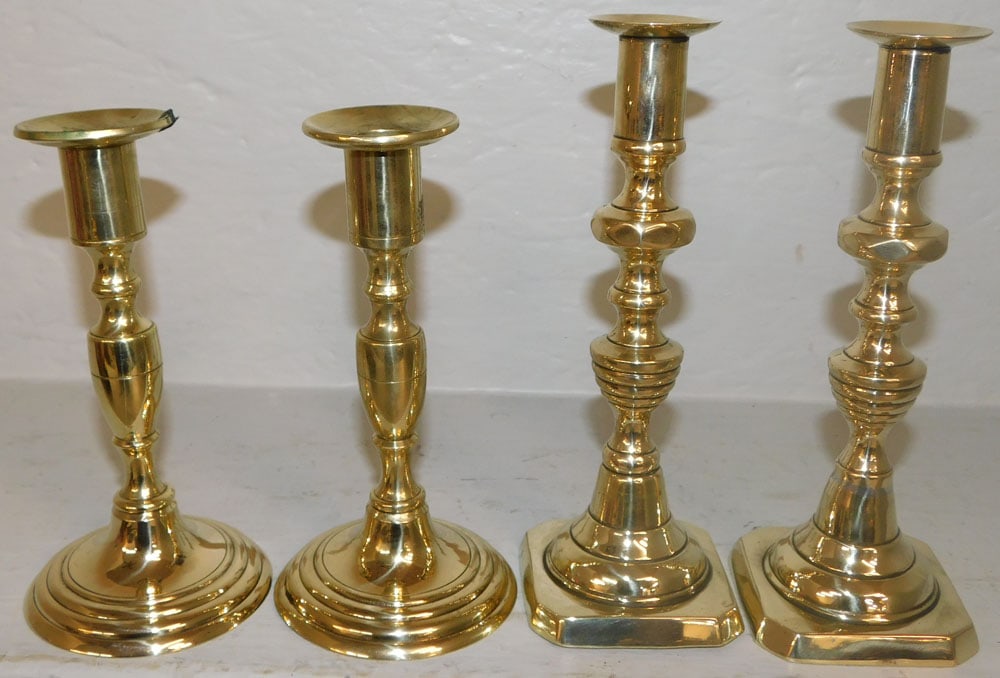 Two pair polished brass push up candlesticks (1 of 2)