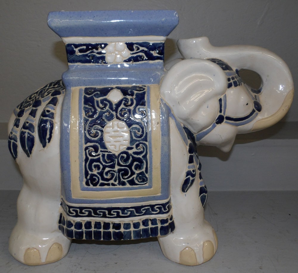 painted oriental porcelain elephant garden seat: painted oriental porcelain elephant garden seat. 21" W 17" H