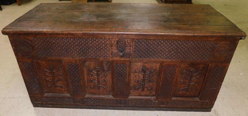 18th century oak blanket chest with wrought iron handles (1 of 11)