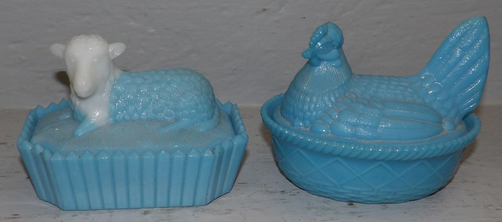 antique blue opaline sheep box and chicken on the nest (1 of 5)