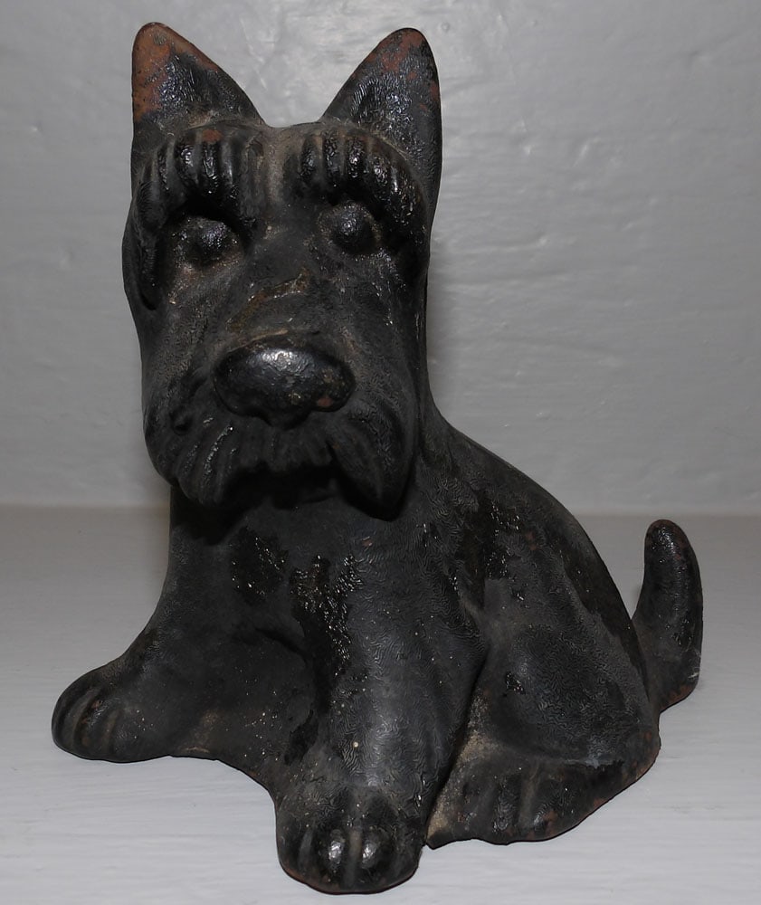 Painted Cast Iron Scottish Terrier Door Stop: Painted Cast Iron Scottish Terrier Door Stop. 5 1/4" H