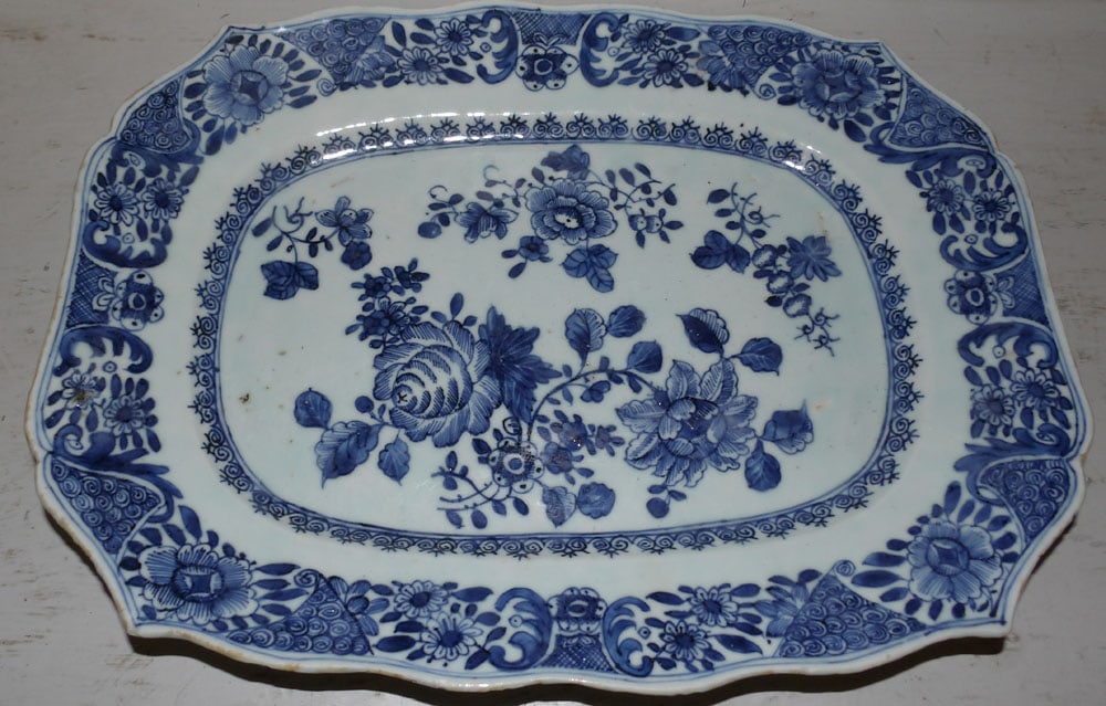 19th Century Chinese Export Porcelain Platter (1 of 3)