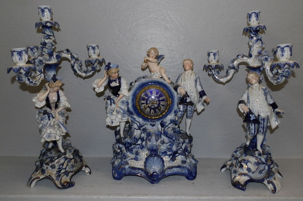 Three Piece Blue & White Porcelain Figural Clock Set by Tiffany & Co. (Minor Damage) (1 of 14)