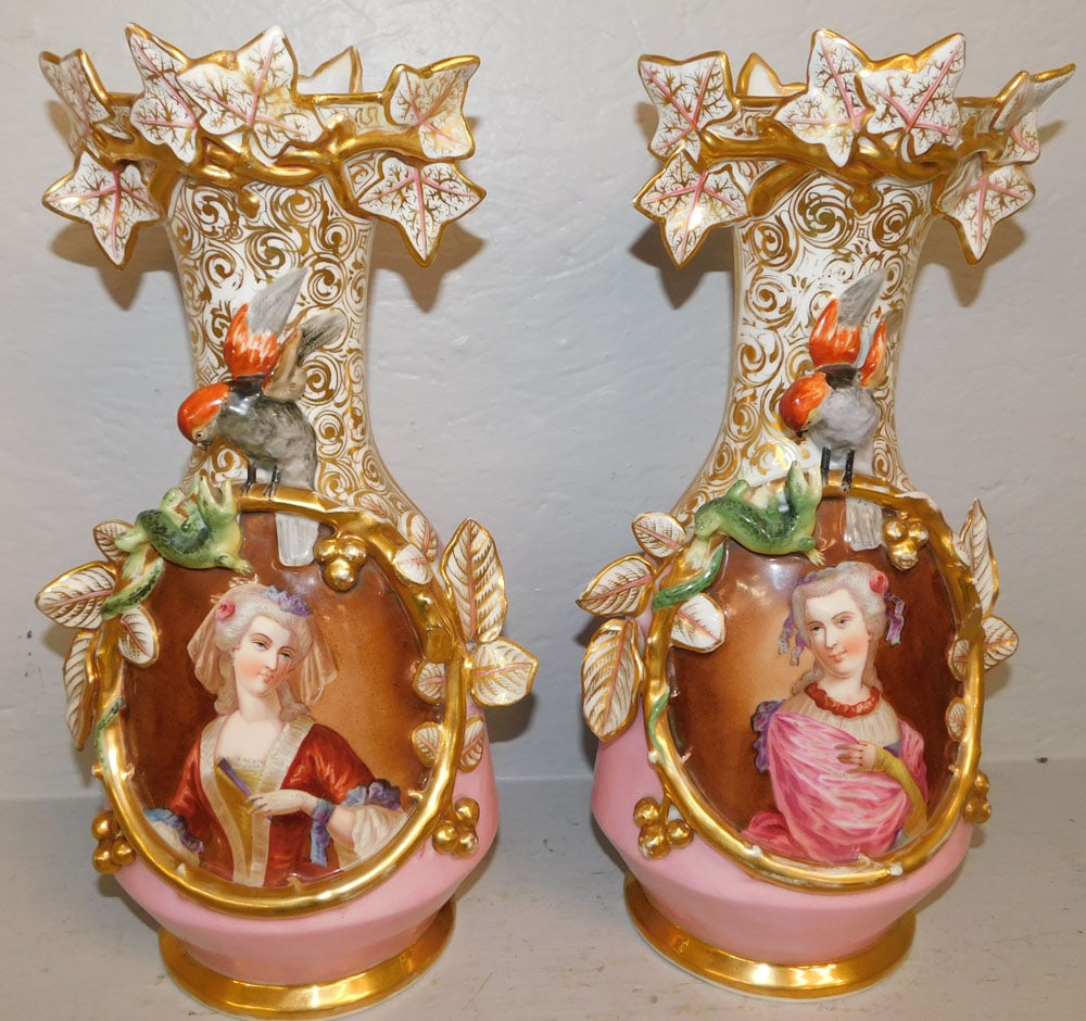 Pair of Hand Painted Old Paris Porcelain Vases (1 of 5)