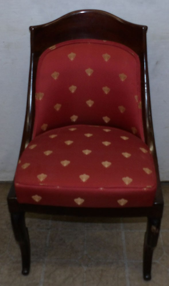 Antique Mahogany Side Chair: Antique Mahogany Side Chair . 32 1/2" H