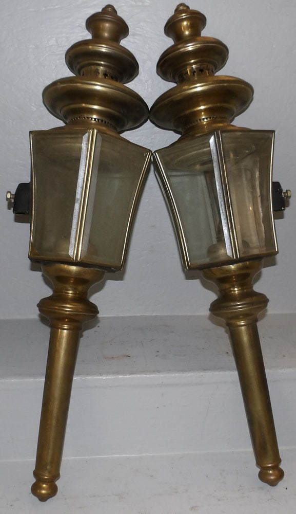 Pair of Antique Brass & Glass Carriage Form Wall Sconce Lights (1 of 6)