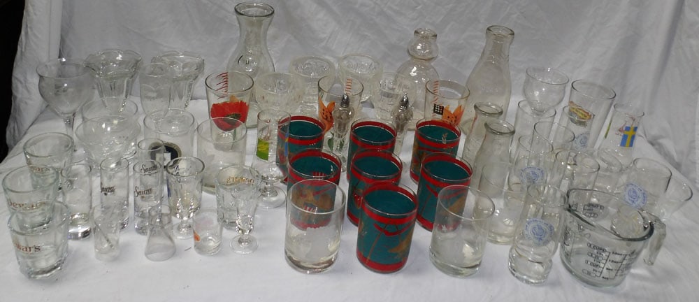 lot of glass stemware: lot of glass stemware. ALL DESCRIPTIONS AND ANY CONDITION STATEMENT GIVEN BY LANGSTON AUCTION GALLERY ARE STRICTLY OPINIONS AND LANGSTON'S SHALL HAVE NO RESPONSIBILITY FOR ERRORS OR OMISSIONS. THE ABS